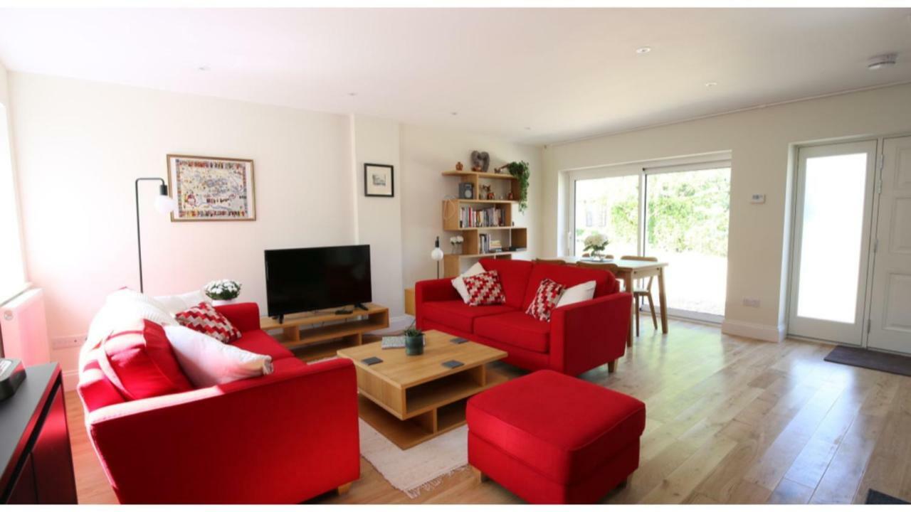 ★ Luxury Oxford Apartment ★ Sleeps 4, Free Parking 외부 사진