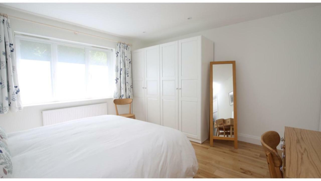 ★ Luxury Oxford Apartment ★ Sleeps 4, Free Parking 외부 사진